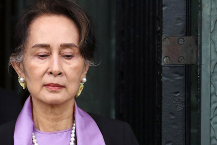Aung San Suu Kyi sentenced to six years in prison for corruption Aung San Suu Kyi sentenced to six years in prison for corruption