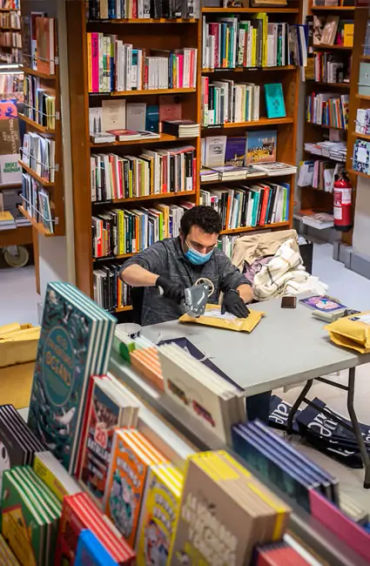 books, publishers, amazon, bookshops, author