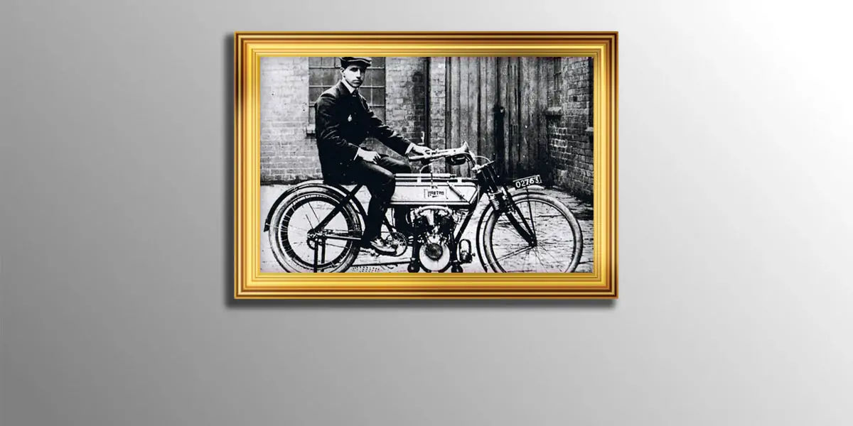 motorcycle race