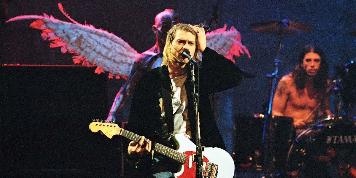 Nevermind, nirvana, Sam Goody, Tower Records, Badmotorfinger, Soundgarden, Blood Sugar Sex Magik, R