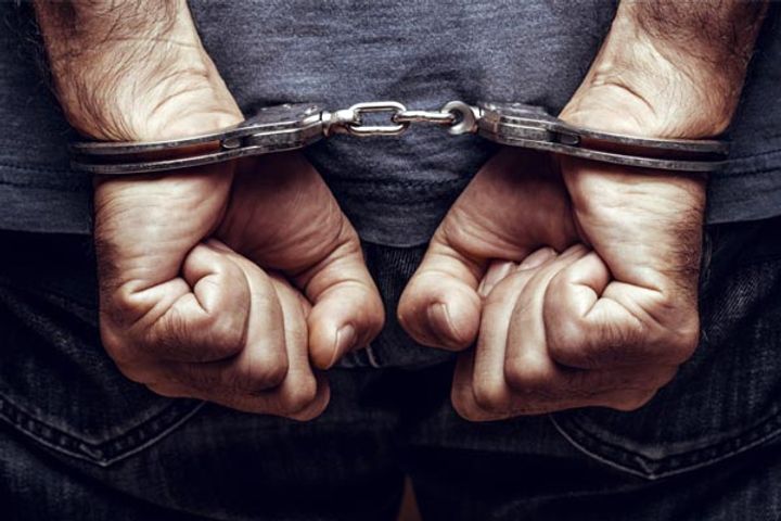 director of real estate company arrested for defrauding 400 investors of rs 16 crore