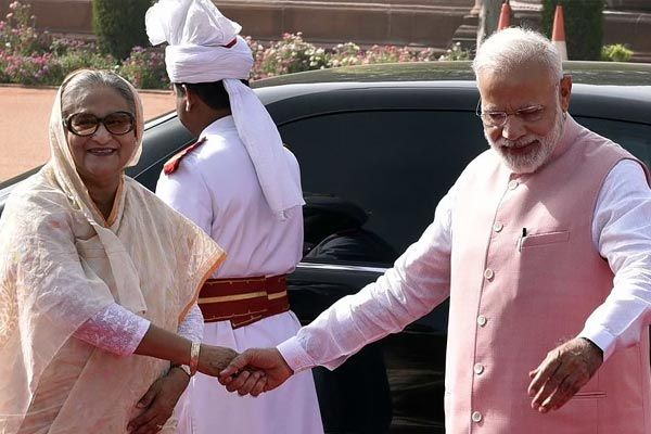 Sheikh Hasina meets PM Modi, bilateral talks will be held in a while