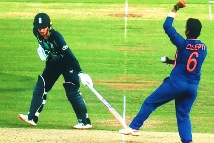 Mohammad Asif Trolled For Calling Deepti Sharma Cheater After Wicket Of Mankading In IND Vs ENG Mohammad Asif Trolled For Calling Deepti Sharma Cheater After Wicket Of Mankading In IND Vs ENG