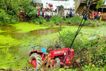 In Itaunja 50 people including trolley drowned in the pond 3 people died