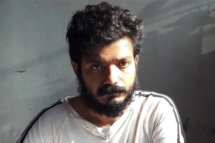 malayalam actor arrested for misbehaving with female anchor released on bail