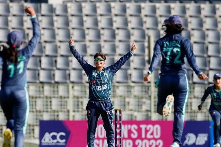 india lost to pak in womens asia cup indian team lost to pakistan for the first time in 6 years