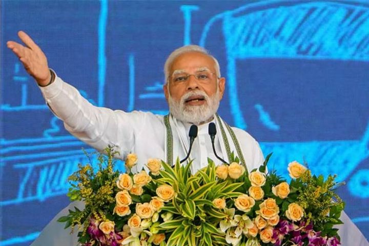 PM Modi lays foundation stone of countrys first bulk drug park in Bharuch