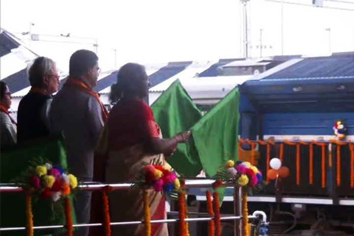 president murmu flagged off the expansion of two trains of north frontier railway