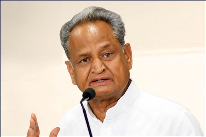 gehlot broke the partys protocol for kharge went against the rules and sought votes gehlot broke the partys protocol for kharge went against the rules and sought votes