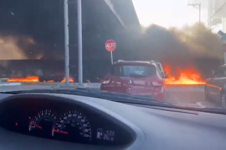 a train capsized after colliding with an oil tanker in mexico a huge fire broke out in many nearby h