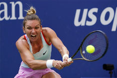 simona halep fails doping test gets temporary ban