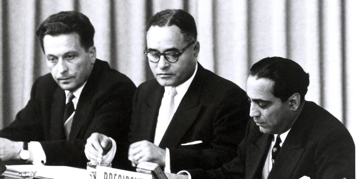 Homi J Bhabha,  Cambridge, Copenhagen, Nobel Prize, Niels Bohr