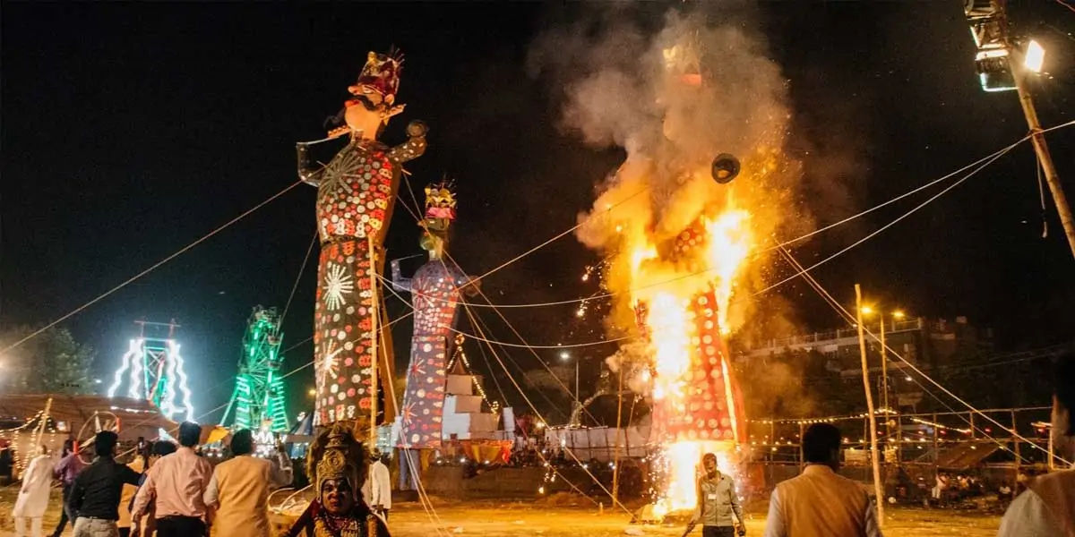 Dussehra, Sanskrit phrase, Dash Hara, the defeat of the Sun,  Hindu, Sun, Lord Rama, Ravana