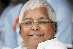 rjds demand lalu yadavs photo should be put on the note