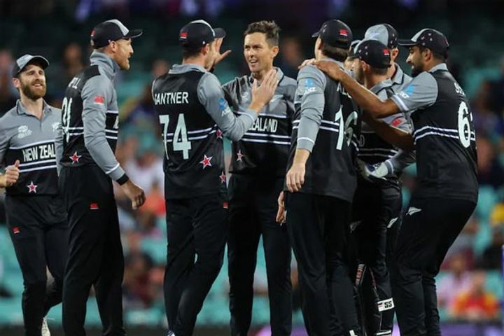 new zealand reach semifinals of t20 world cup after beating ireland by 35 runs