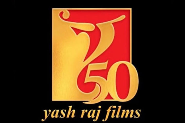 big blow to yash raj films another famous star separated from talent agency