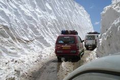 jammu and kashmirs mughal road closed due to first snowfall it will rain here for the next 4 days