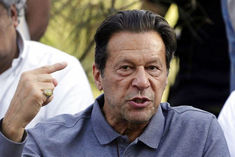 Imran gets Supreme Court's instructions to register FIR 