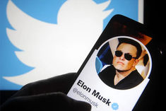 musk indicated twitter blue subscription service will be back by next week