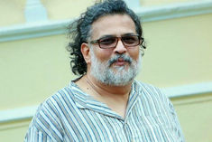 Savarkar helped Godse find gun to kill Mahatma Gandhi, claims Tushar Gandhi