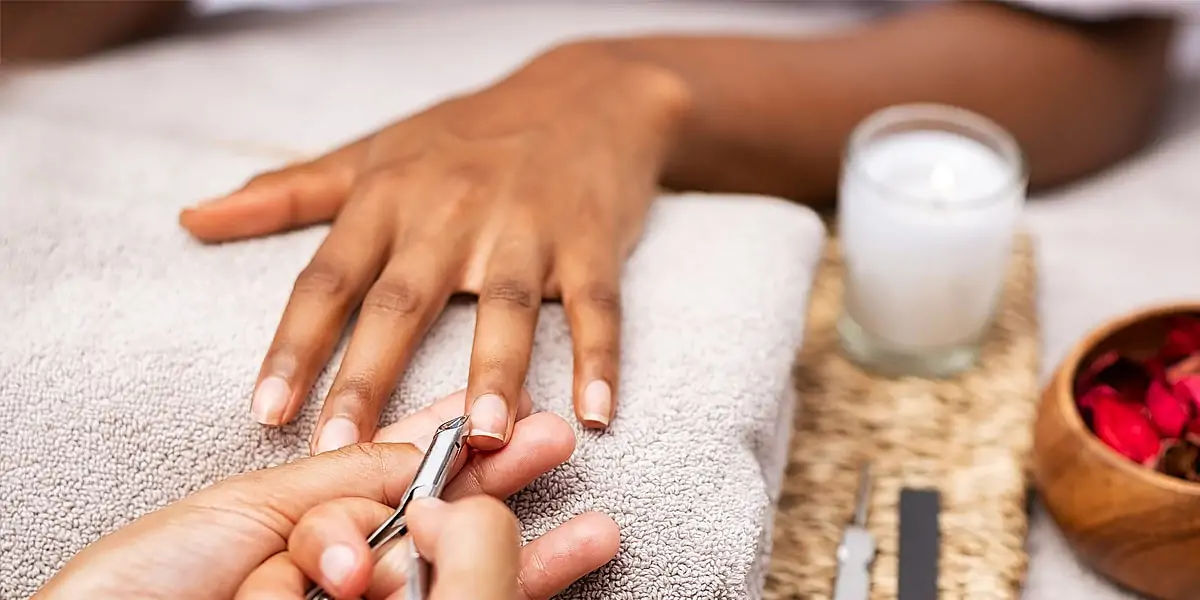 nails, nail