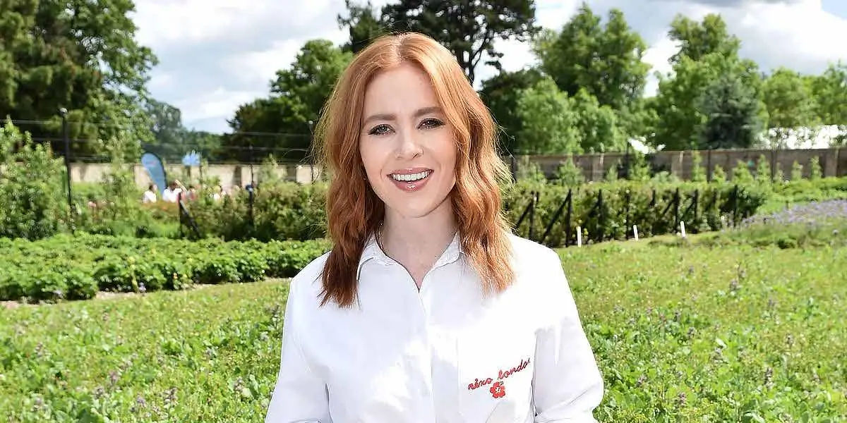 redhead, red hair, ginger hair, women