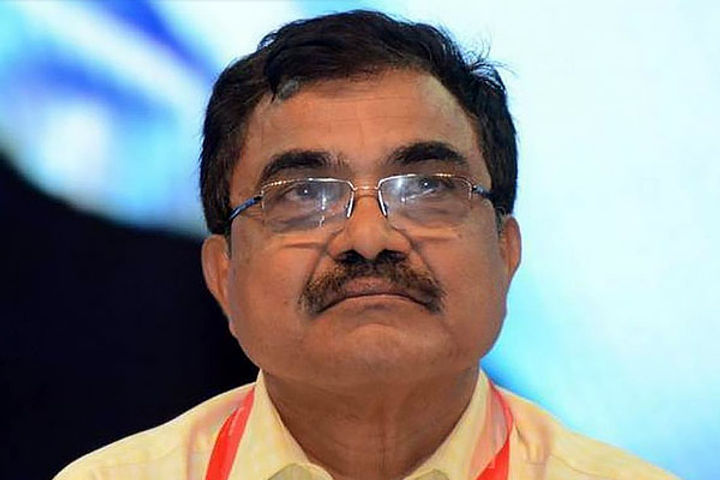 bhima koregaon case anand teltumbde comes out of taloja jail bhima koregaon case anand teltumbde comes out of taloja jail