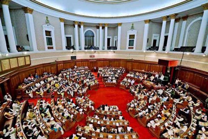 west bengal speaker bans 4 bjp mlas