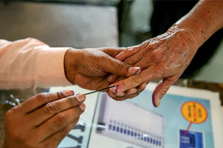 first phase of polling begins in gujarat keep an eye on these hot seats