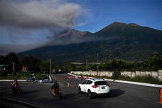 volcano eruption in guatemala airport closed