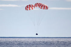 orion spacecraft capsule splashes down in pacific ocean near mexico