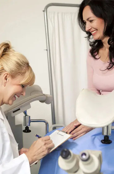 Gynecologist 