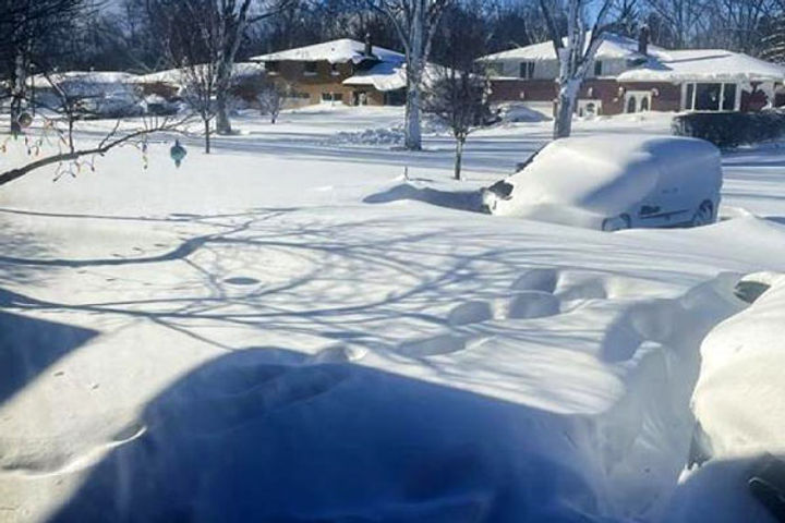 more than 20 crore peoples affected by snow storm in america more than 17 thousand flights canceled more than 20 crore peoples affected by snow storm in america more than 17 thousand flights canceled