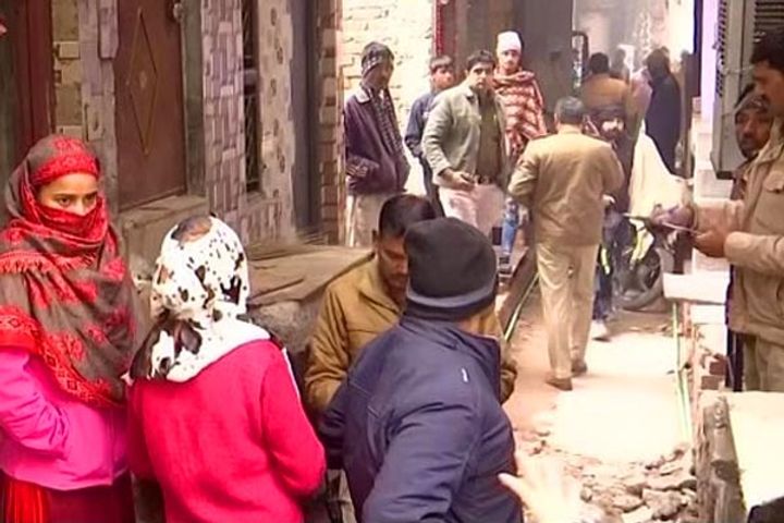 anjalis house was stolen the thieves broke the lock and cleaned their hands on the lcd