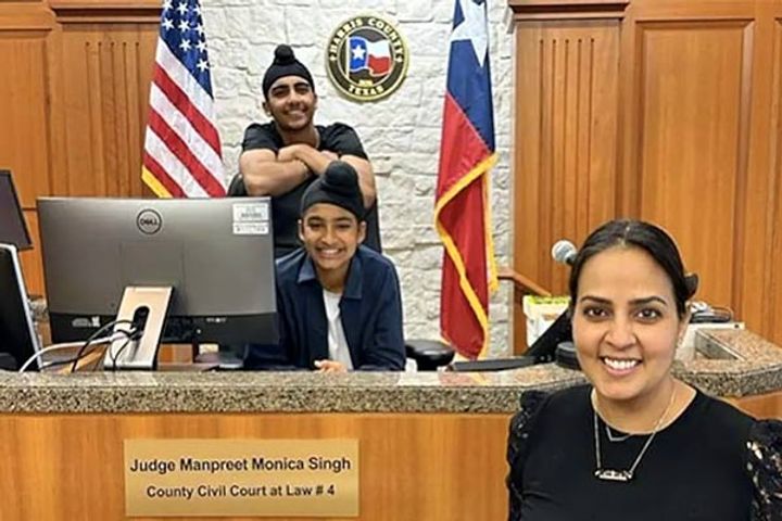 manpreet monika singh created history in america took oath as the first woman sikh judge
