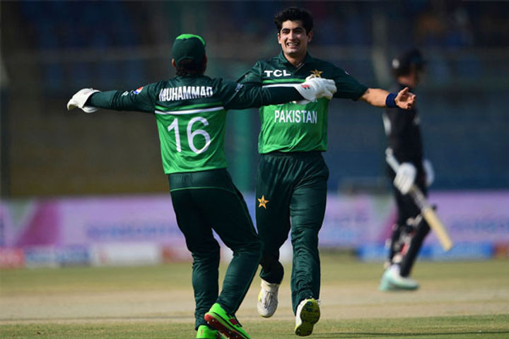 Pakistan won Karachi ODI beat New Zealand by 6 wickets