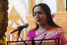 hema malini immersed in devotion to krishna after reaching vrindavan sang bhajan