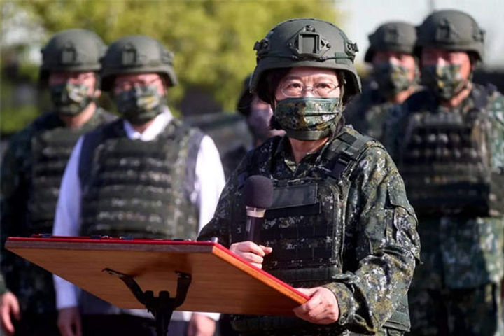 Taiwan will include women in the army