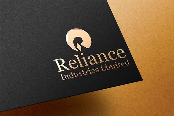 reliances net profit decreased but revenue increased jios profit also increased