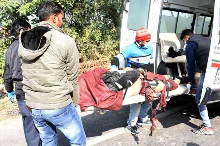 dead bodies of seven people of the same family found in pune police engaged in investigation dead bodies of seven people of the same family found in pune police engaged in investigation