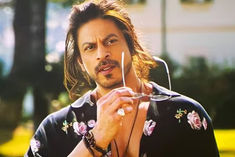 finally pathaan touches 1000 crore mark the pace is not slowing down