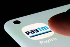 airtel chairman sunil mittal will buy stake in paytm
