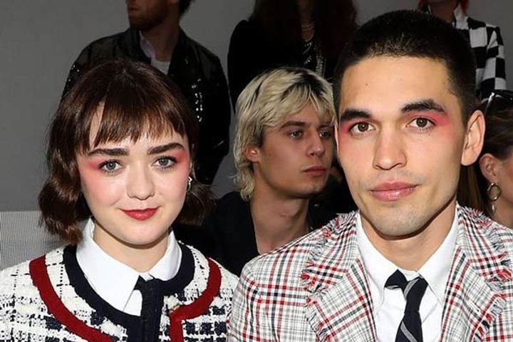 game of thrones star maisie williams breaks up with reuben selby after five years
