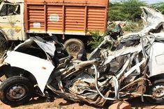 6 youths died in Faridabad, were trapped between the front two wheels of the dumper