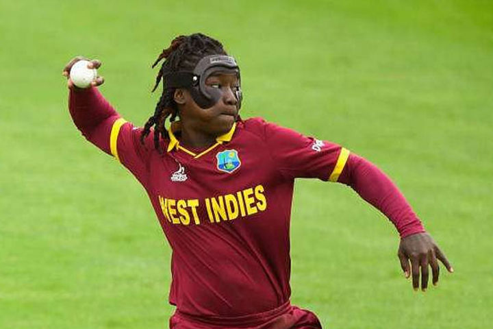 Women's Premier League: Shock to Gujarat Giants, Deandra Dottin out of the league Women's Premier League: Shock to Gujarat Giants, Deandra Dottin out of the league