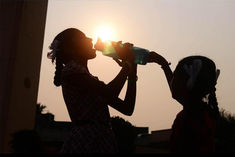 temperature above 54 degrees in kerala schools closed in goa