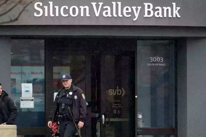 Silicon Valley Bank closed due to scandal, people cursed Hindenburg Silicon Valley Bank closed due to scandal, people cursed Hindenburg