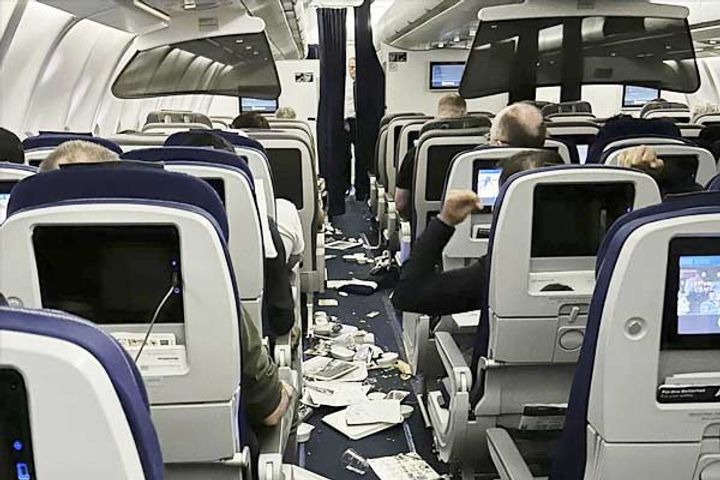 the plane got hit during the flight seven people were injured