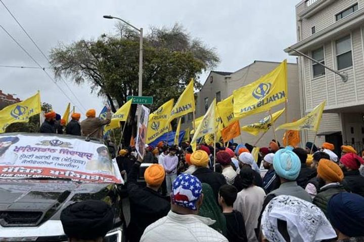 indian consulate in san francisco attacked khalistan flags planted