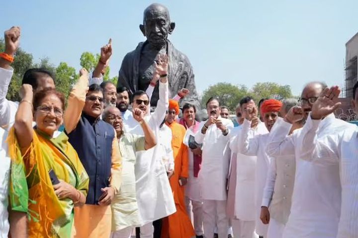 congresss jai bharat satyagraha from today for the next 30 days many congressmen in custody